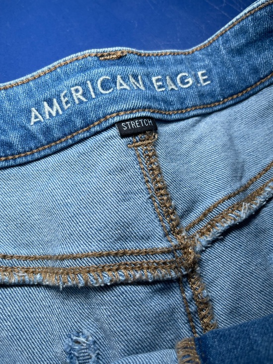American Eagle Women’s Stretch Mom High Waisted Blue Denim Shorts Size 14 - Picture 15 of 16